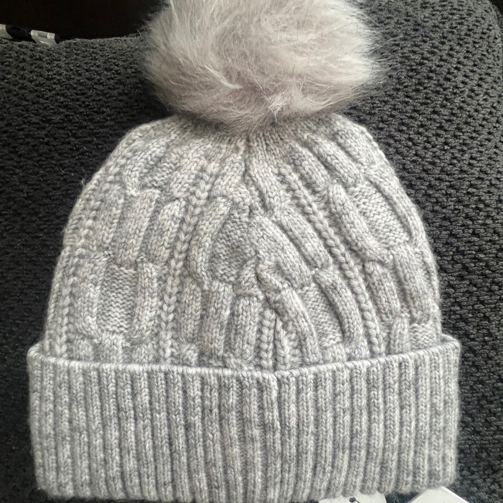 Calvin Klein Women`s Faux Fur Cable Knit Pom Pom Beanie